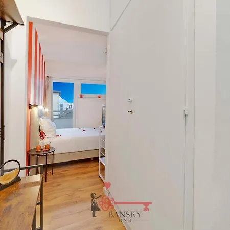 Coral 5 For 2 Pax Wi-fi Free -by Easylife Swiss Apartment *